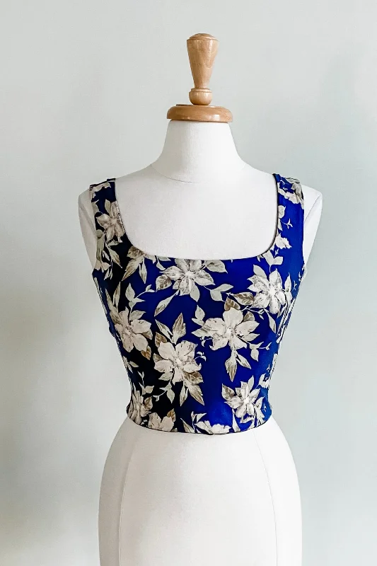 2 / White Navy Floral