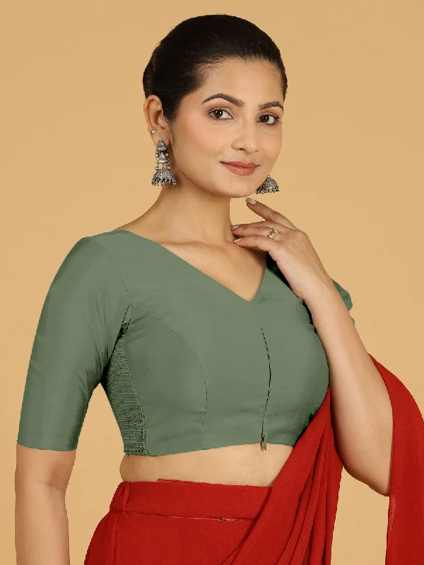 Shabana x Rozaana | Elbow Sleeves Saree Blouse in Hunter Green