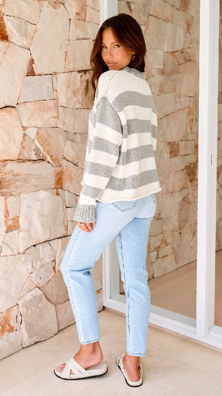 Jadin Knitted Jumper - Grey / White Stripe